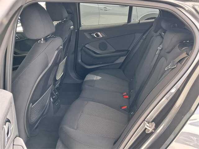 BMW 118 i