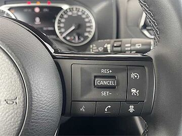 Nissan QASHQAI DIG-T 103kW (140CV) mHEV 4x2 Acenta DIAMOND SILVER