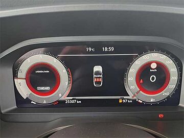 Nissan QASHQAI DIG-T 103kW N-Connecta SAPPORO WHITE