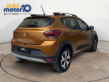 Dacia Sandero Stepway Comfort TCe 67kW (90CV) NARANJA