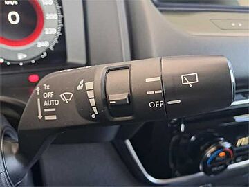 Nissan QASHQAI DIG-T 103kW N-Connecta SAPPORO WHITE
