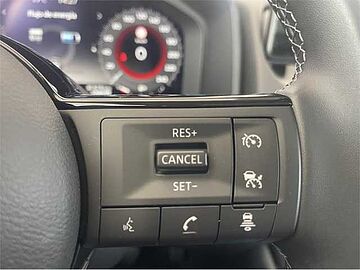 Nissan QASHQAI E-POWER 140 KW (190 CV) N-Connecta LUNAR WHITE + MIDNIGHT BL