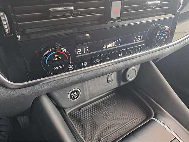 Nissan QASHQAI DIG-T 103kW N-Connecta